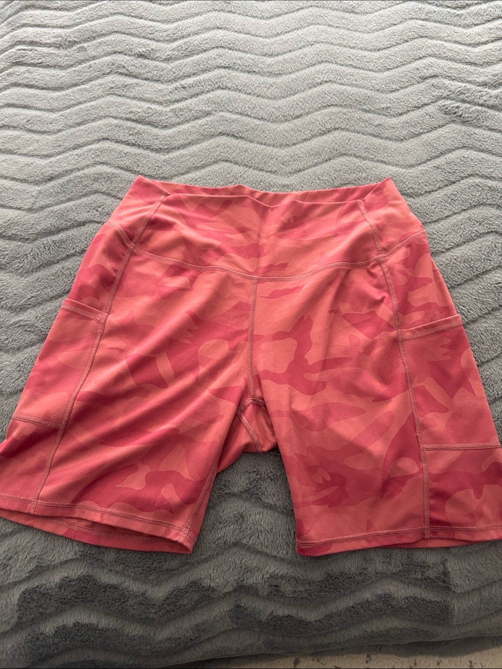 Source Unknown Pink Camo High-Rise Bike Shorts
